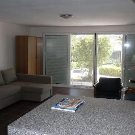 Mit Garten By Interhome Apartamento Erétria