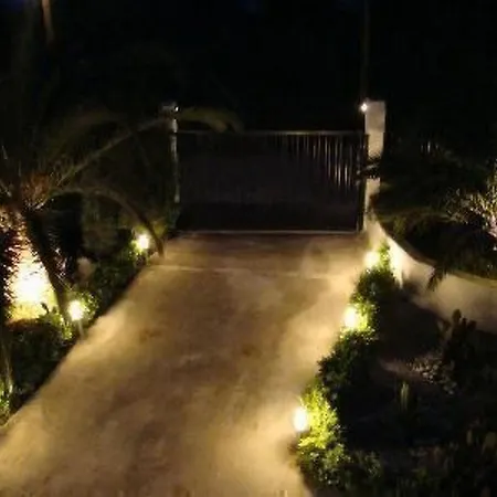 Mit Garten By Interhome * Erétria